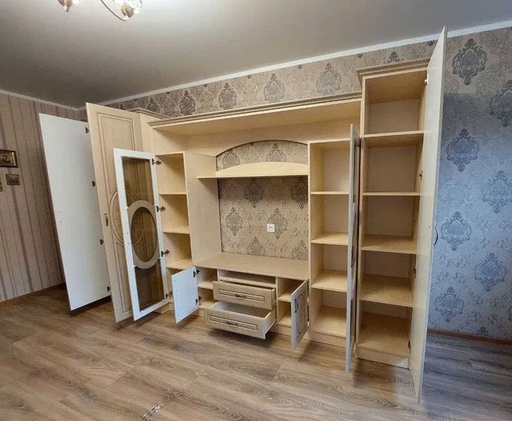 Модульная стенка Василиса в гостиную с гардеробным шкафом 10154 фото
