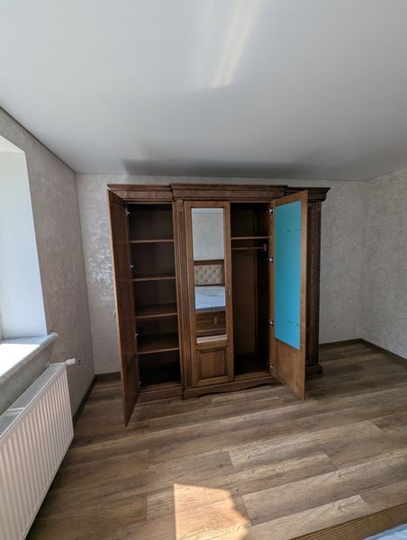 Класична шафа для одягу Стелла з дерева дуб 10409 фото