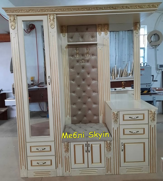Прихожая купе классическая из дерева бук на заказ 10440 фото