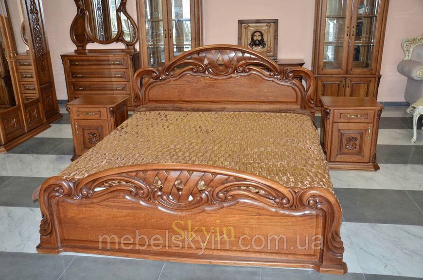 Дубовая резная кровать Вика с фигурным изголовьем 1741824628 фото